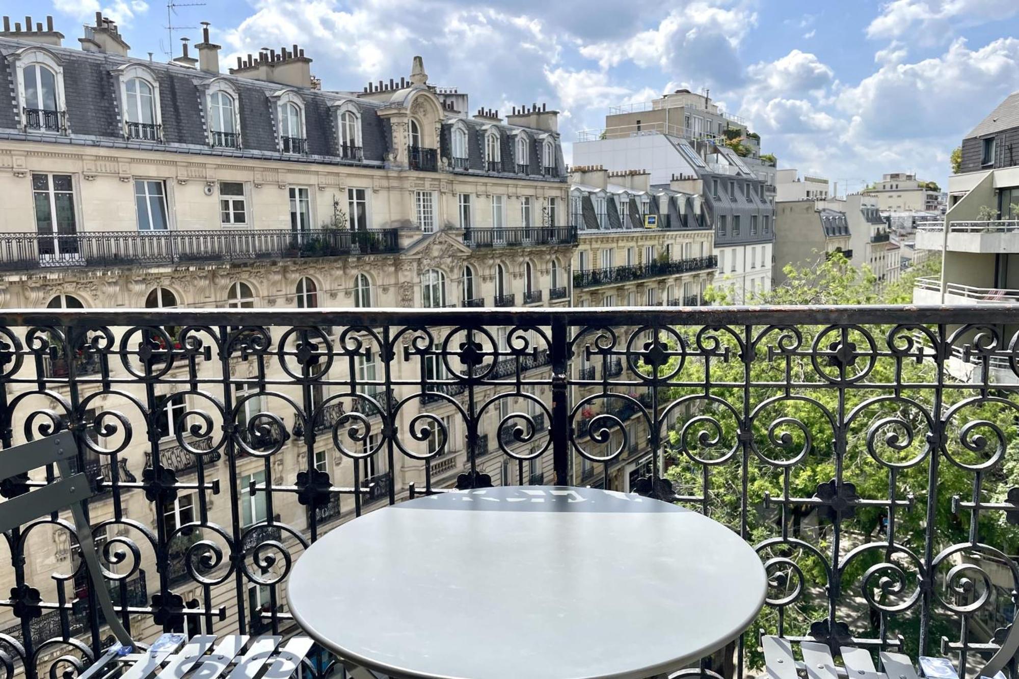 Appartement Parisian Flat Close Eiffel Tower